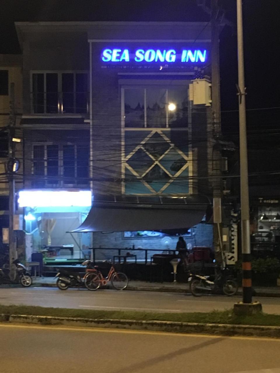 Sea Song Inn Kamala Beach Buitenkant foto